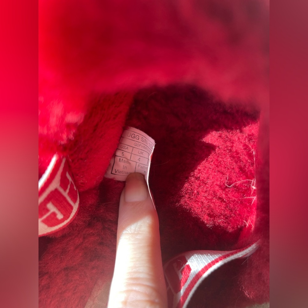 Ugg Red Slides “Fluff Yeah” Style Uggs - image 4